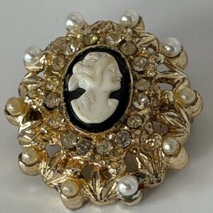 Faux Cameo Brooch Gold Tone Rhinestone & Faux Pearl Halo Pin Vintage